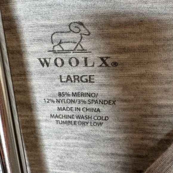 WOOLX Light Gray V-Neck Tee - Picture 2 of 3